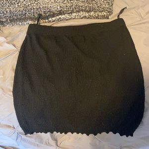 Black pencil skirt